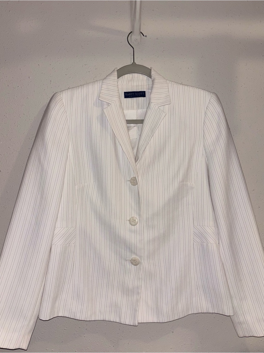 Karen Scott White Pinstripe Women's Blazer
